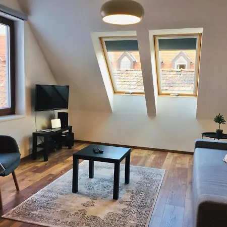 K29-cozy In The Dowtown Of * Ráb